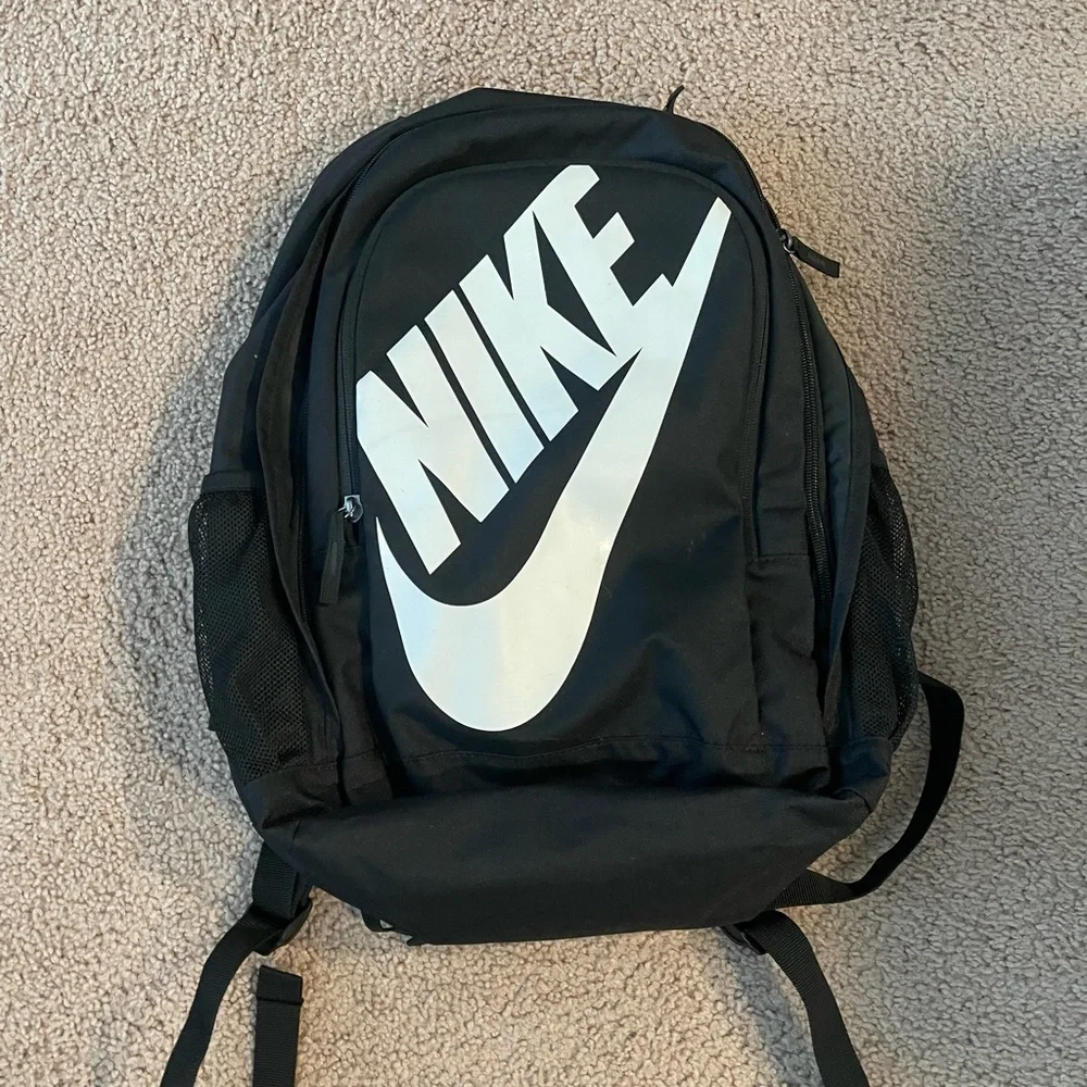 NIKE Sportswear Hayward Unisex Black Backpack